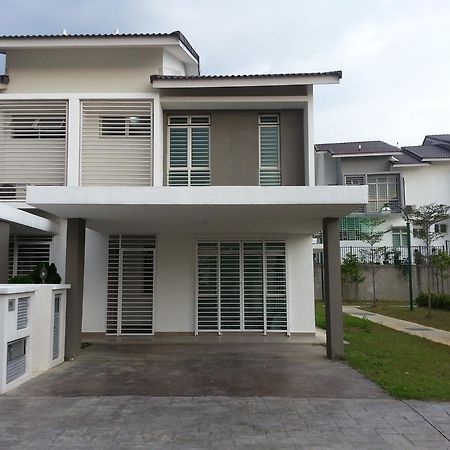 Masayu Putrajaya Homestay Exteriér fotografie